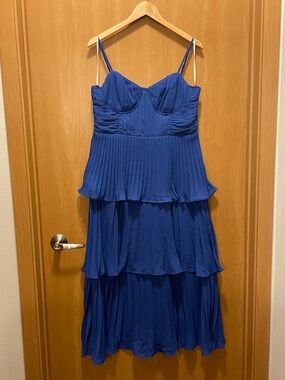 NWT Lulu's Royal Blue Tiered Pleated Strap Dress